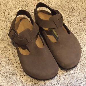 NWOT Birkenstock Clogs